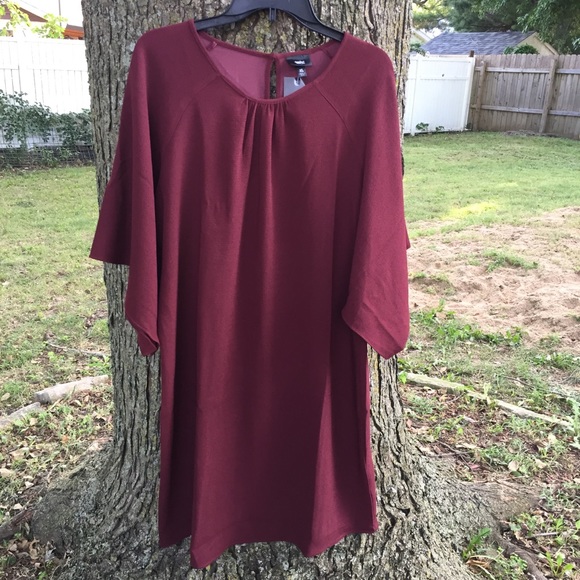 Mossimo Supply Co. Dresses & Skirts - NEW Mossimo Burgundy Scoop Neck Dress